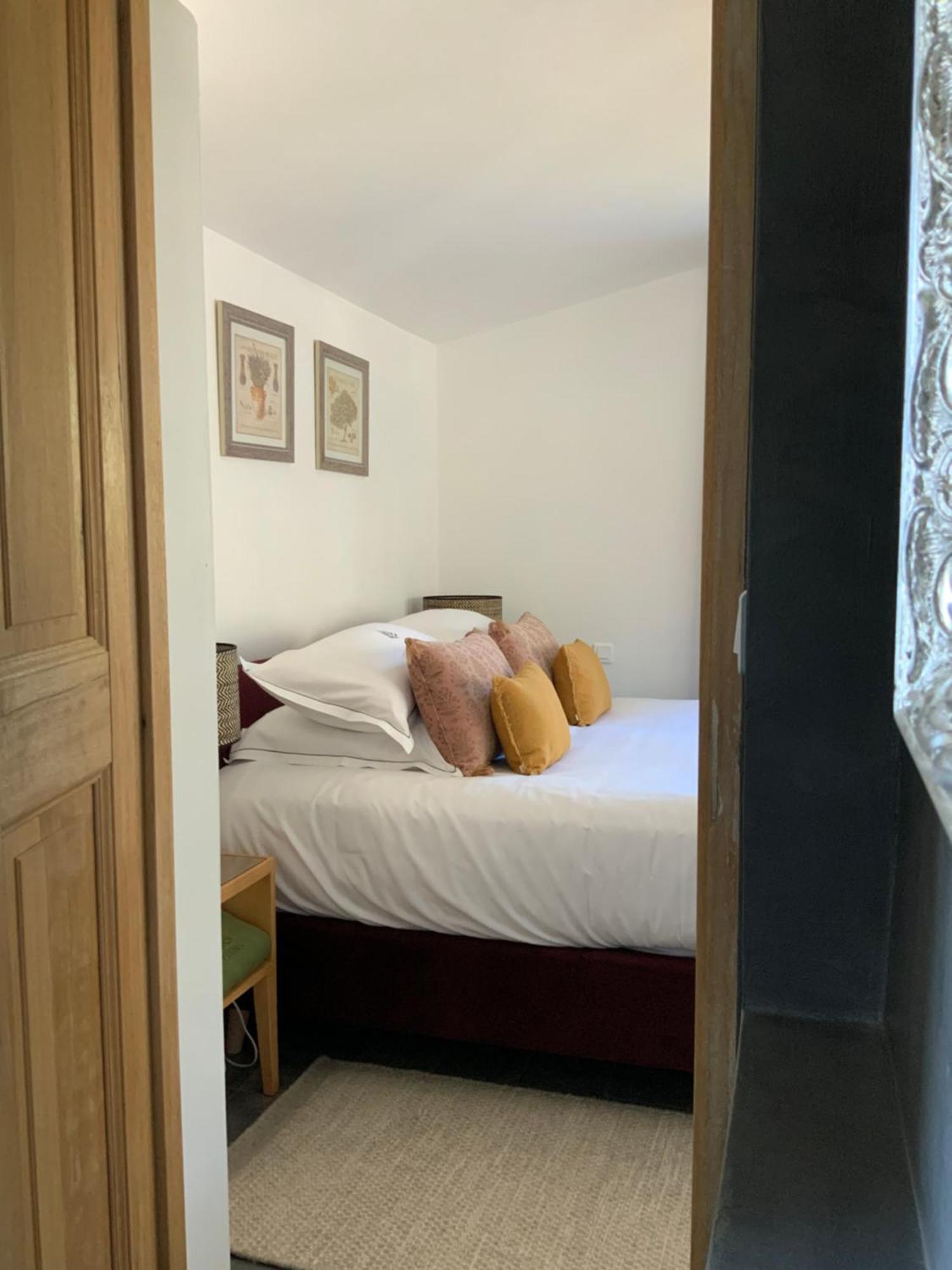 Le Mas Les Eydins Bonnieux Bagian luar foto